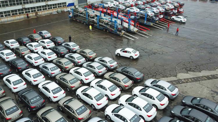 «Βουτιά» για τις Πωλήσεις Αυτοκινήτων στην Κίνα
